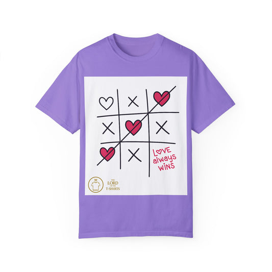 Women's T-Shirt with Tic-Tac-Toe Design and 'Love Always Wins' Message - Casual Style by The Lord of the T-Shirts