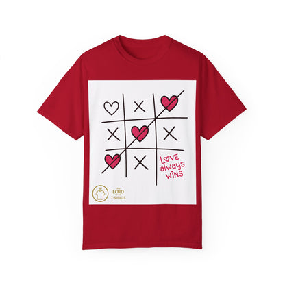 Women's T-Shirt with Tic-Tac-Toe Design and 'Love Always Wins' Message - Casual Style by The Lord of the T-Shirts